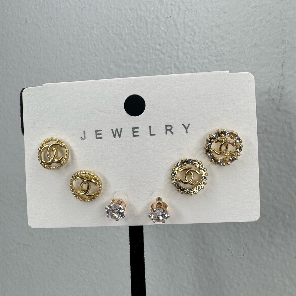 Earring set